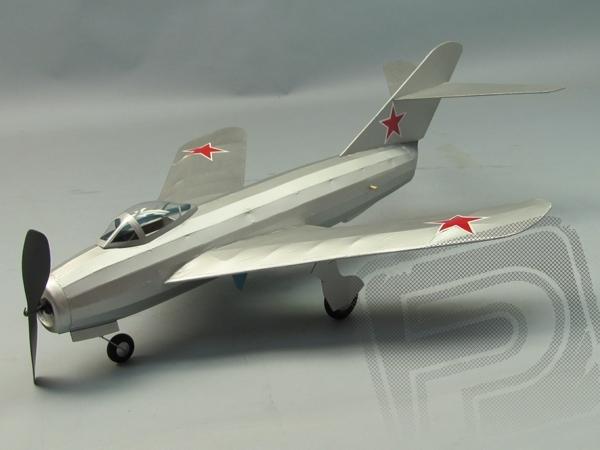 MIG-17 457 mm laser. vyřezávaný