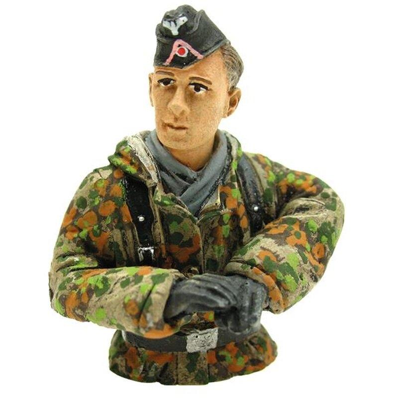 1/16 figurka německého velitele tanku, letní kamufláž z 2 sv. války, ručně malovaný