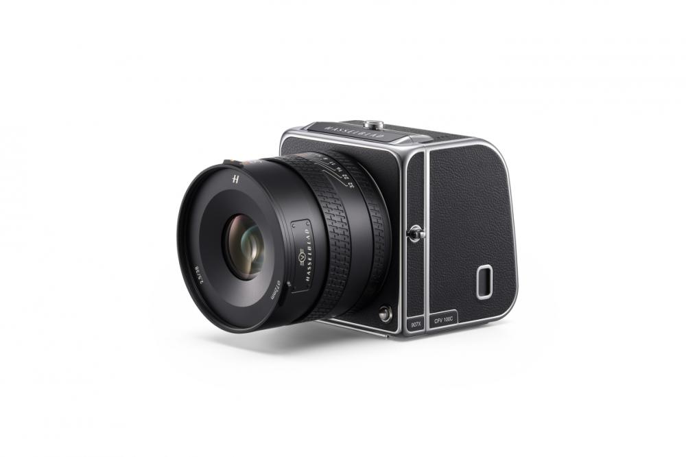 Hasselblad 907X & CFV 100C